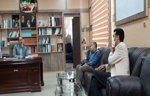 فرمانداری جیرفت در کنار بهزیستی